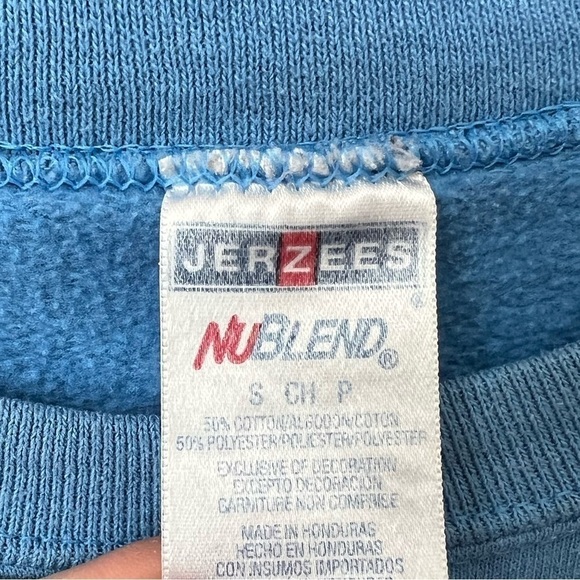 Vintage Baby Blue Retro Long Beach Island Crewneck Sweatshirt Size Small - Picture 2 of 3